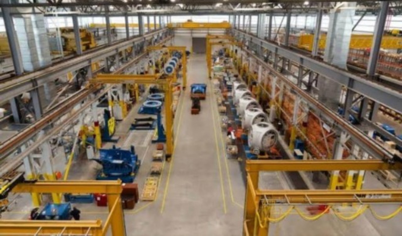 Gelombang Relokasi Pabrik China ke Indonesia: Peluang Emas untuk Industri Mesin Lokal