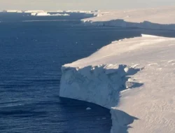 Gletser Kiamat Thwaites Mendekati Runtuh Total, Ancaman Kenaikan Air Laut Global Mencekam