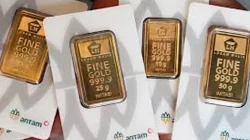 Badai Margin CME Hantam Emas, Harga Ambrol US$ 900 dalam Sepekan!