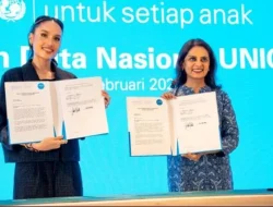 Cinta Laura Kritik Gaji Guru Yang Masih Dibawah UMR