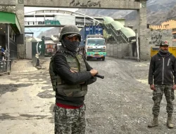 Pakistan Serang Udara Afghanistan di 7 Lokasi, Korban Termasuk Anak-Anak