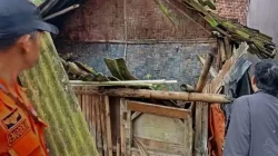 Pergerakan Tanah di Sukabumi: 355 Warga Mengungsi dan Puluhan Rumah Ambruk