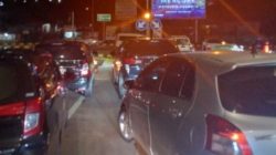 Arus Menuju Sukabumi dari Gerbang Tol Parungkuda Terhenti Akibat One Way