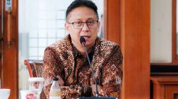 Kemenkes Uji Lab Minuman Pinggir Jalan: Secangkir Kopi Susu Keliling Lewati Batas Gula Harian!